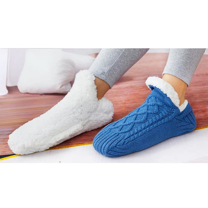 (Nuevos) Calcetines tipo pantuflas de felpa antideslizantes para hombres y mujeres